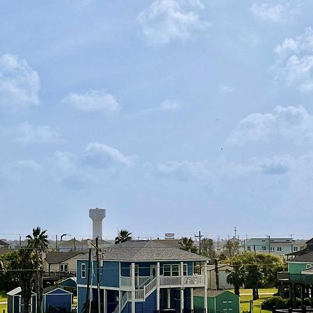 Chic Crystal Beach Escape With Deck - Walk To Beach! Bolivar Peninsula Buitenkant foto